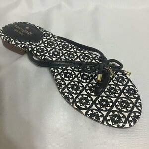 Kate Spade Black and Cream Patterned Sandals with bow tie thong